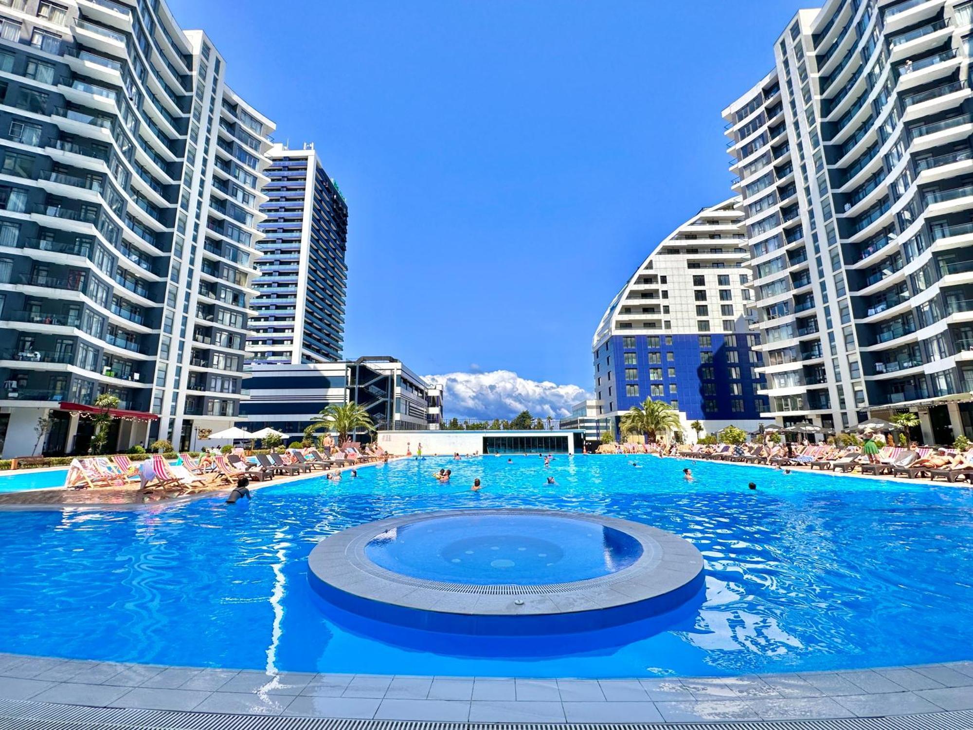 Batumi Boulevard Resort エクステリア 写真
