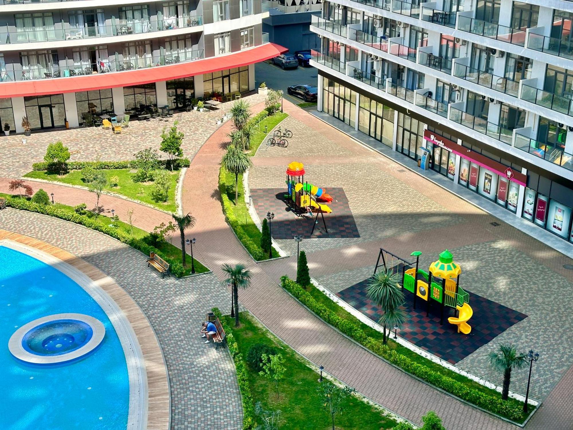 Batumi Boulevard Resort エクステリア 写真